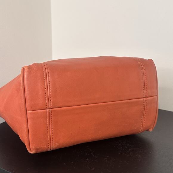 Vintage 90s Coach Red/Orange 4133 Waverly Leather Tote Bag w/ Original Hang Tag - Picture 8 of 14
